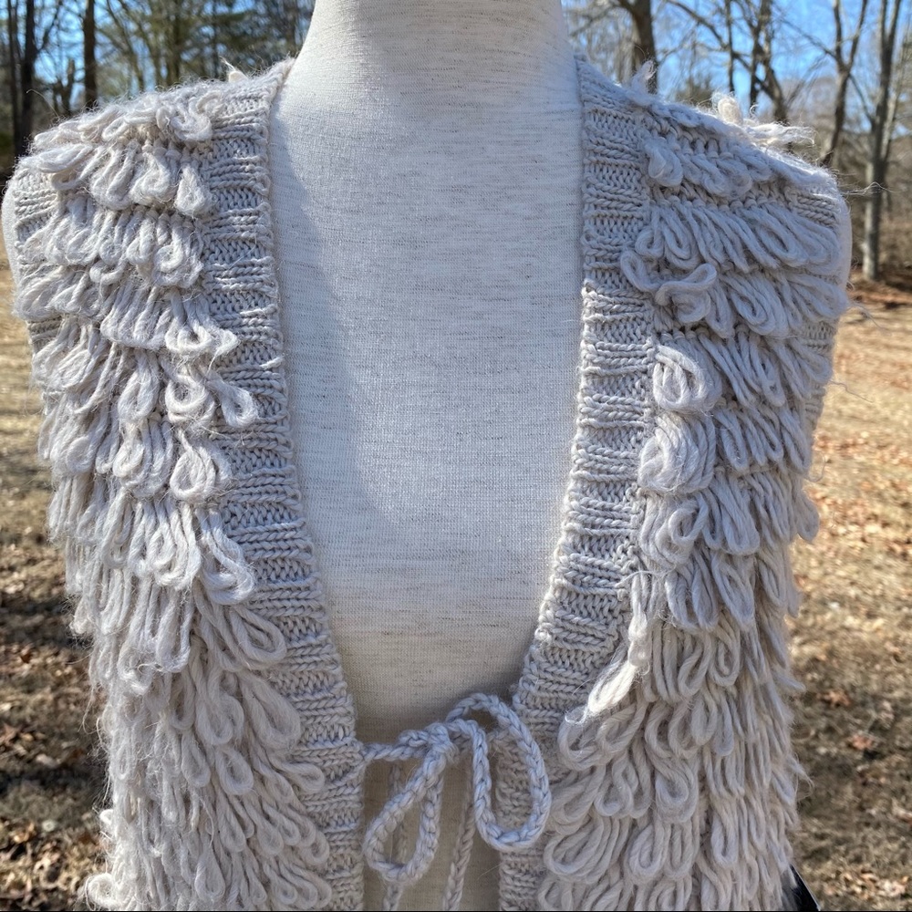 CYNTHIA ROWLEY NEW SWEATER VEST CARDIGAN TAN LOOPS TIE FRONT Size M - Picture 2 of 8